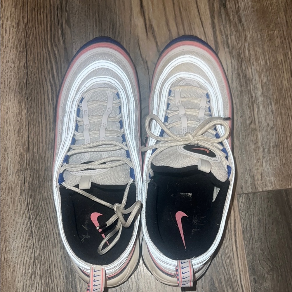 Nike White and Pink Sneakers with Breathable Mesh